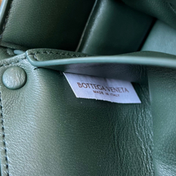 Bottega Veneta Mini Cassette 18 cm