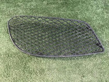 Решетка переднего бампера левая Mercedes E C207 (2013-2016) AMG