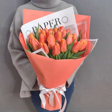 Букет из 25 оранжевых тюльпанов