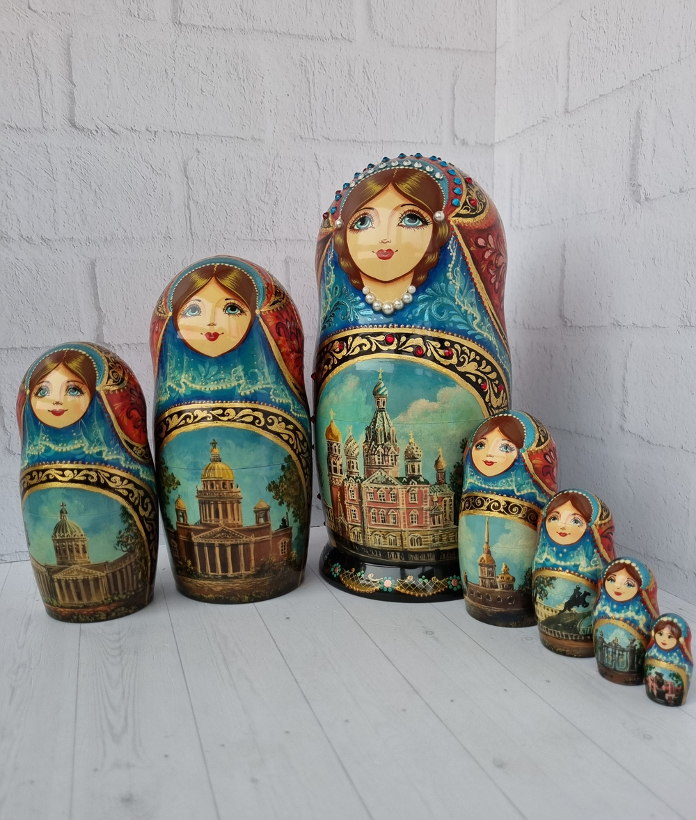 Матрешка "Санкт-Петербург" 7 мест