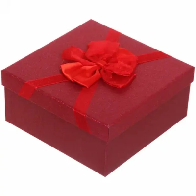 Коробка подарочная «Мечта» 17,5*17,5*8 см, красный