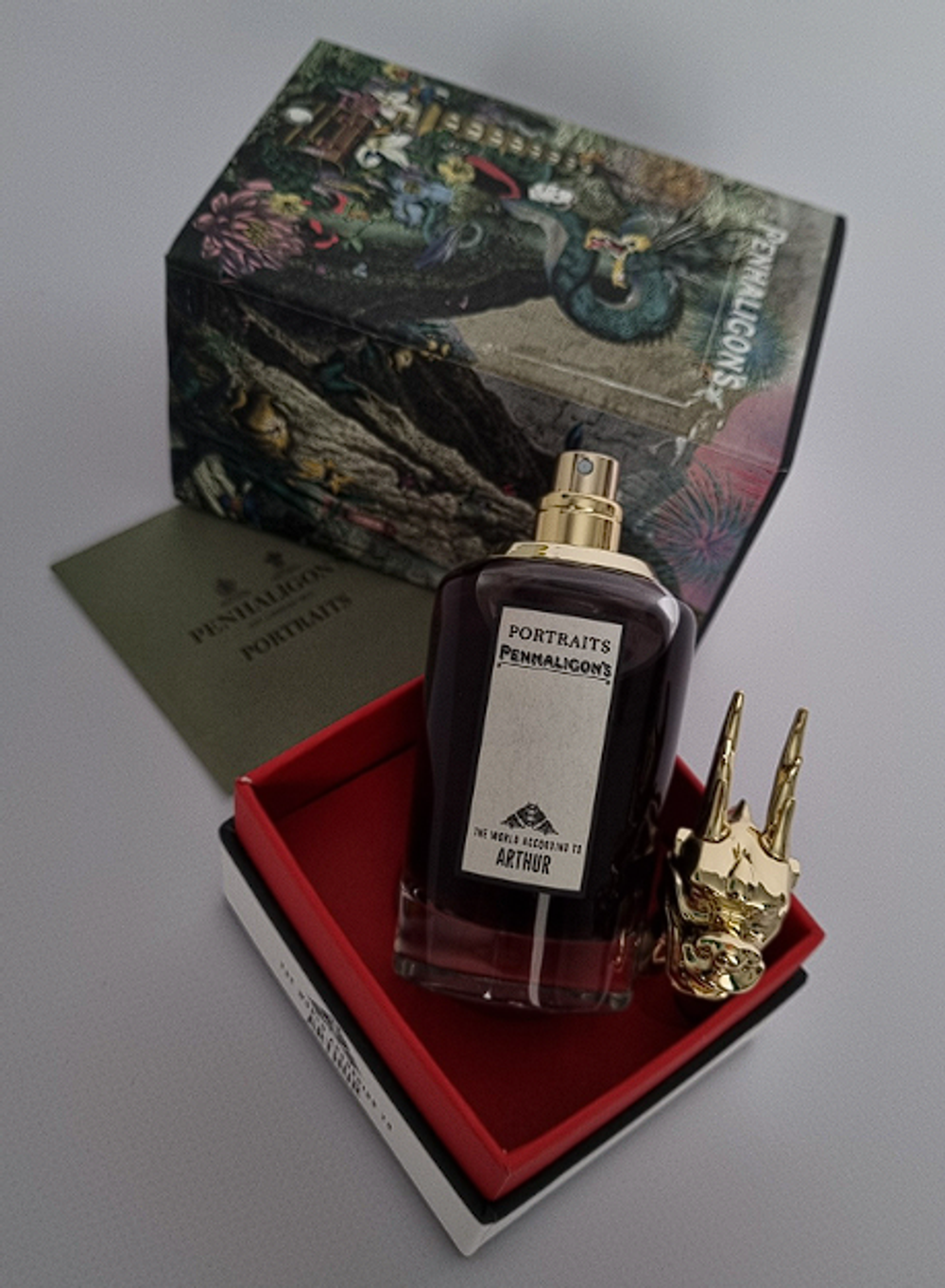 Penhaligon`s The World According To Arthur (duty free парфюмерия)