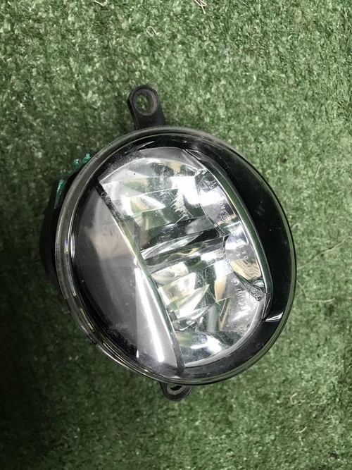 ПТФ левая Toyota Camry XV50 XV70 (2017-2021) LED