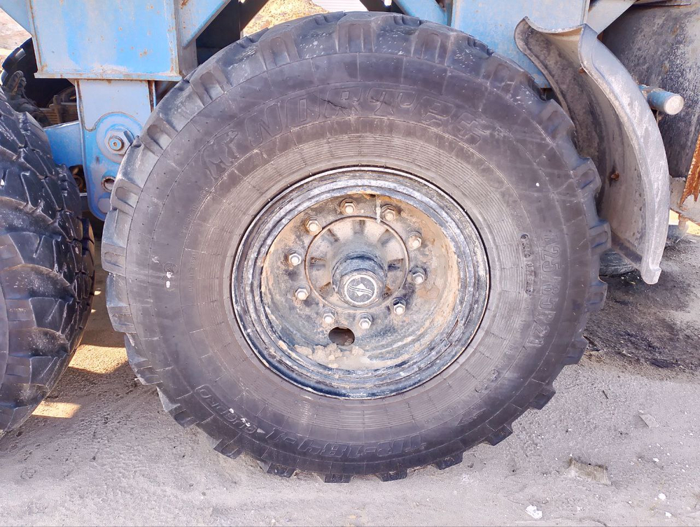 УралСпецТранс 9465* Полуприцеп бортовой 946518-A1-04