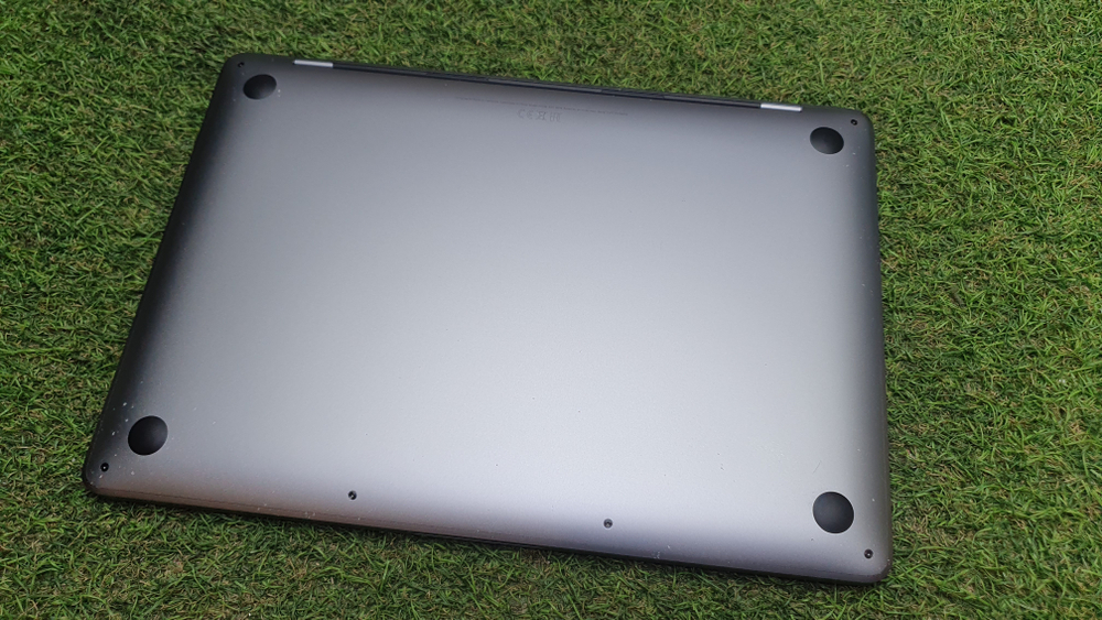 MacBook Pro 13 2020 M1/8Gb A2338