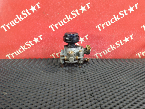 Клапан ускорительный