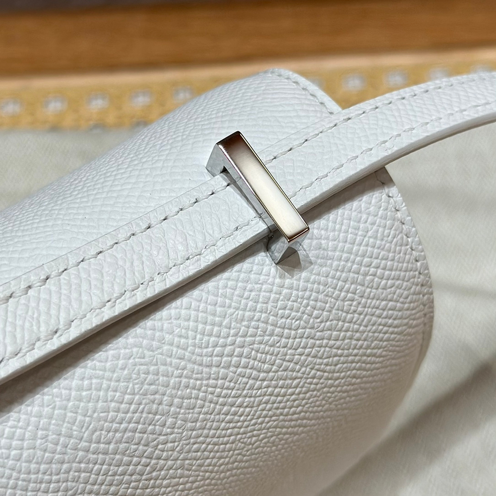Hermes Constance 18