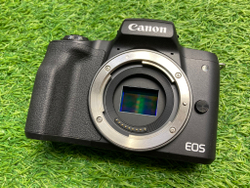 Canon EOS M50 Kit 15-45mm IS STM 1000 кадров
