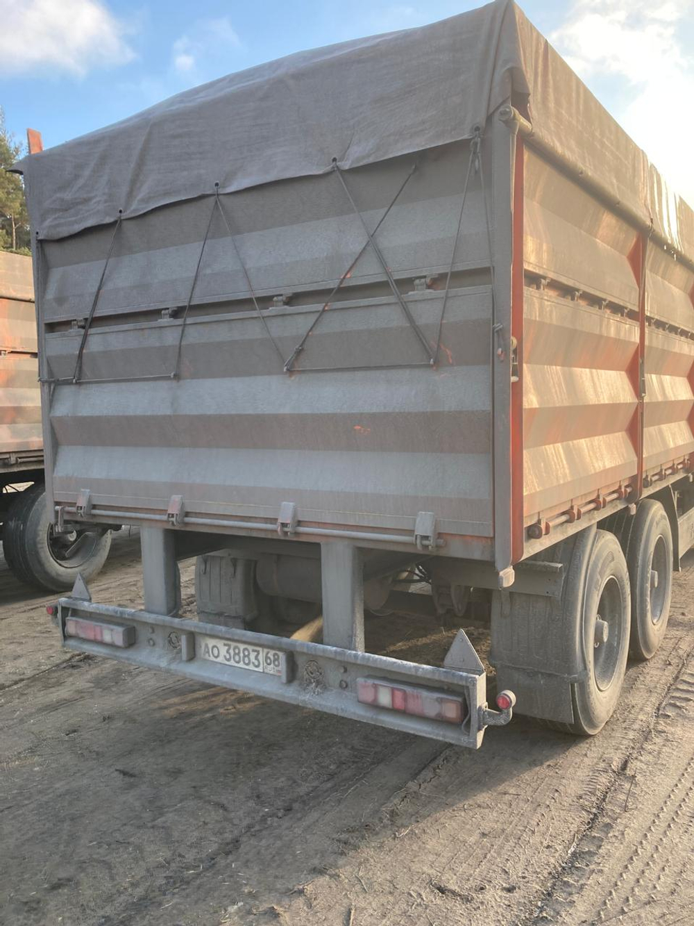 Планета 8529* Прицеп зерновоз 852911А-2