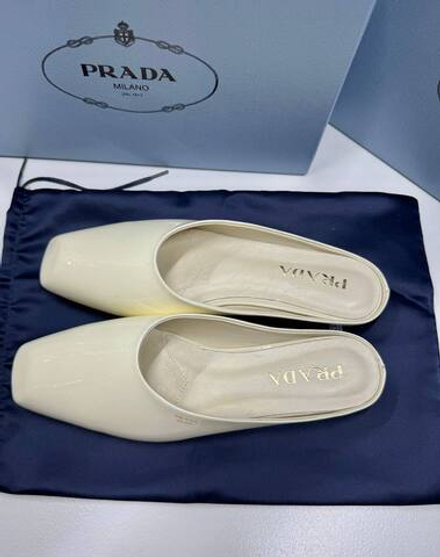 Сабо Prada