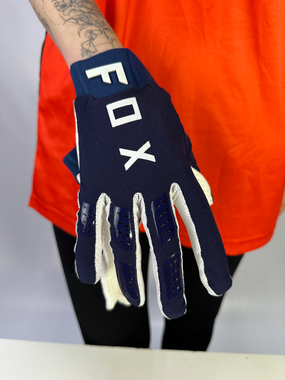 Перчатки FOX