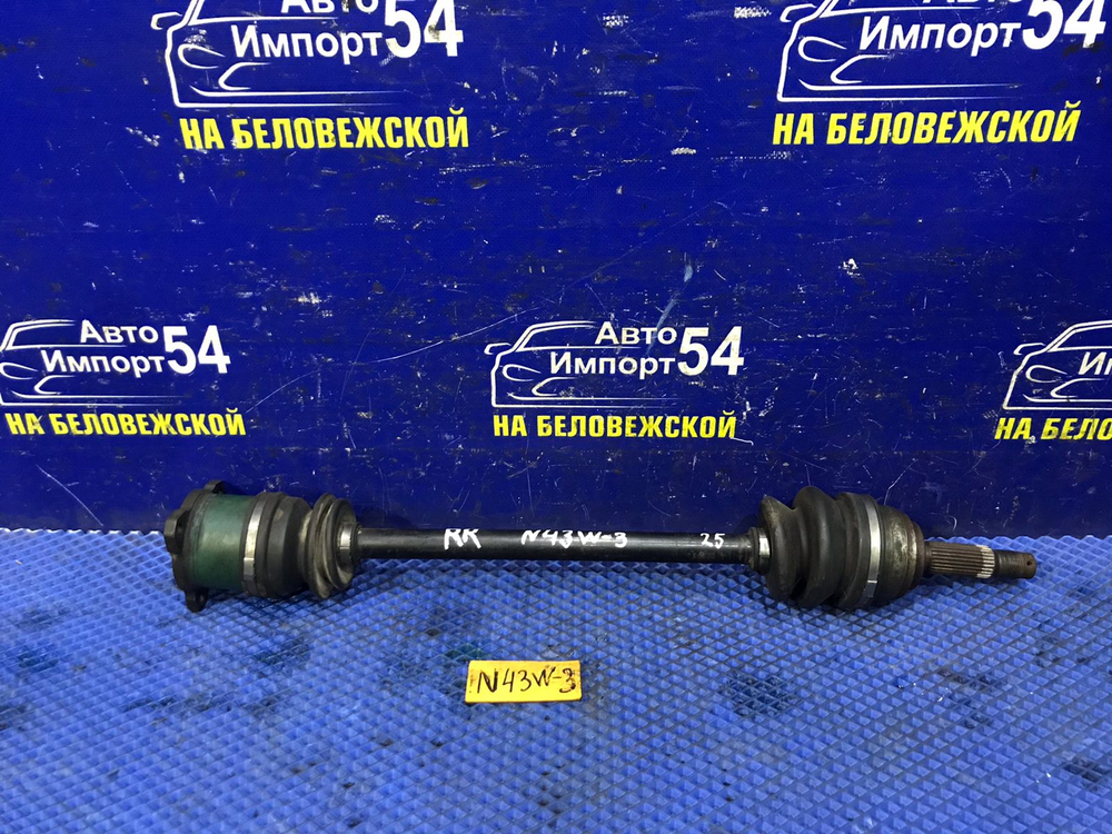 Привод задний правый MITSUBISHI CHARIOT 1994