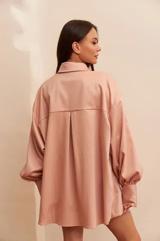 Комплект с рубашкой и шортами цвета беж