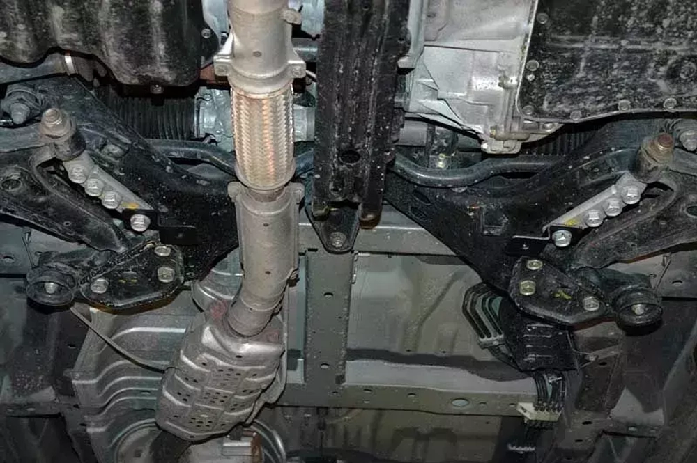 Защита картера и КПП Sheriff для Nissan Avenir II (W11) 1998-2005 арт.15.1243