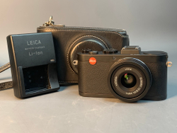 Leica Camera X2