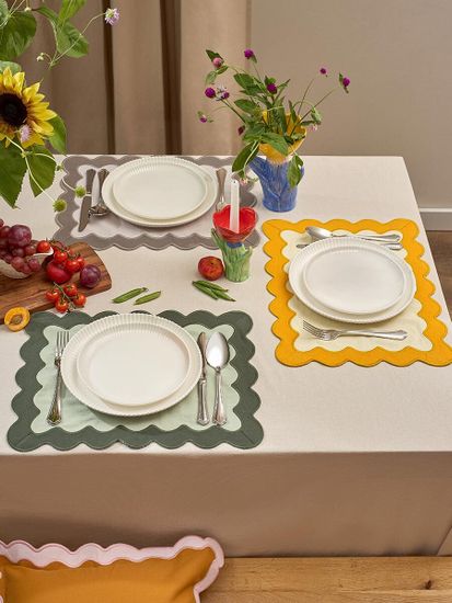 Салфетка под приборы с контрастным кантом горчичного цвета из коллекции trendy ruffles, 35х45 см