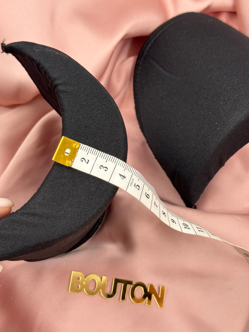 Подплечники (плечевые накладки) черные