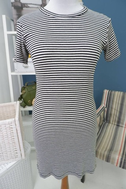 Платье в полоску 42 размер
