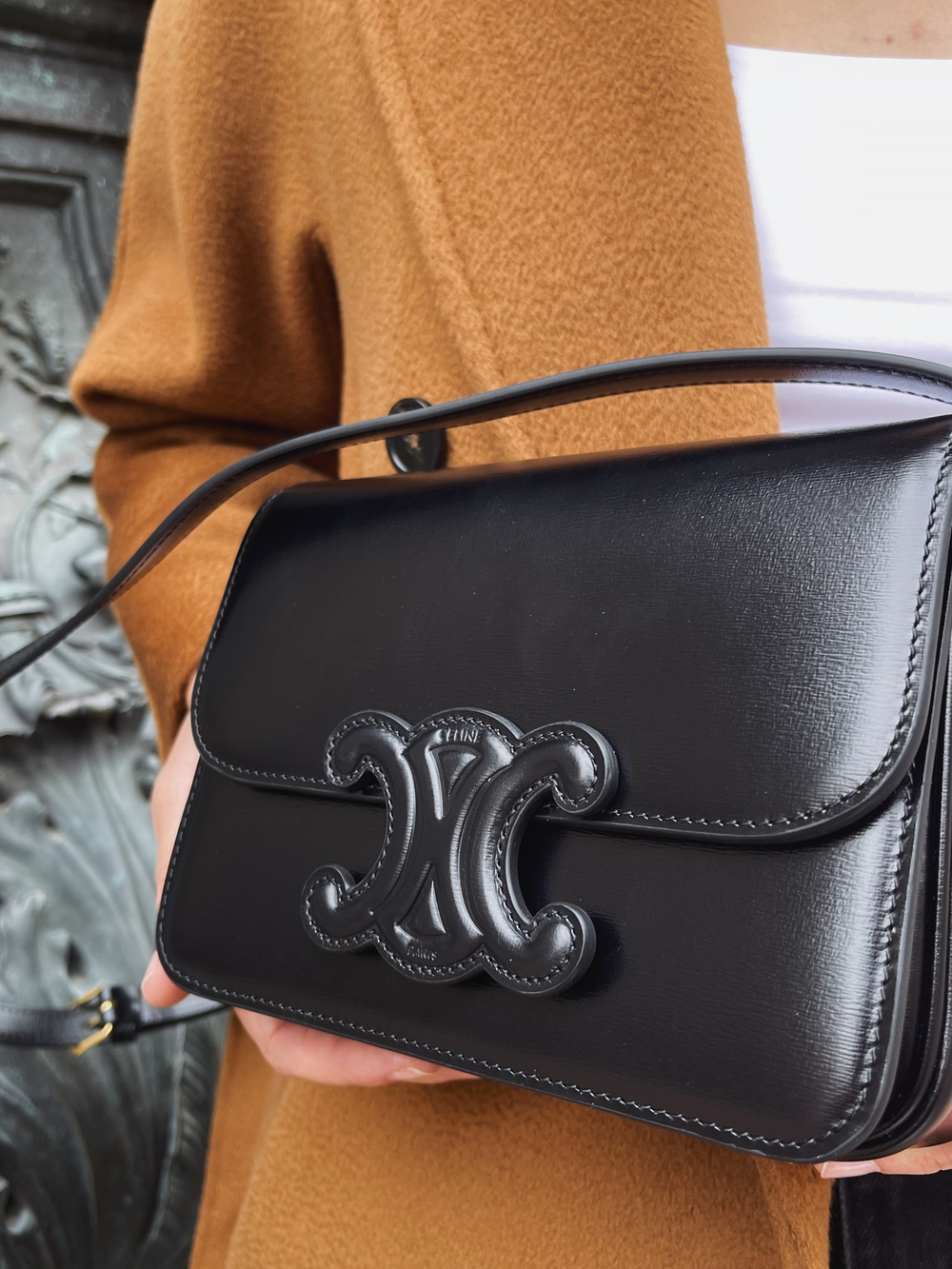 Celine Classique Triomphe