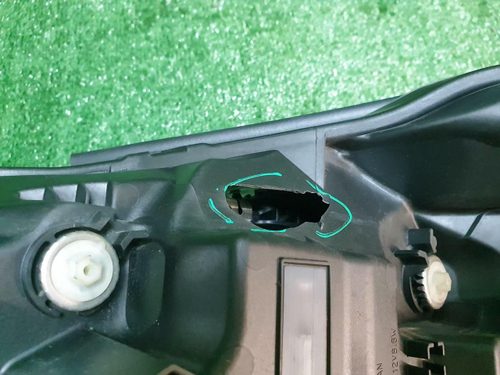 Фара правая Subaru Outback 6 (2019-2022) LED