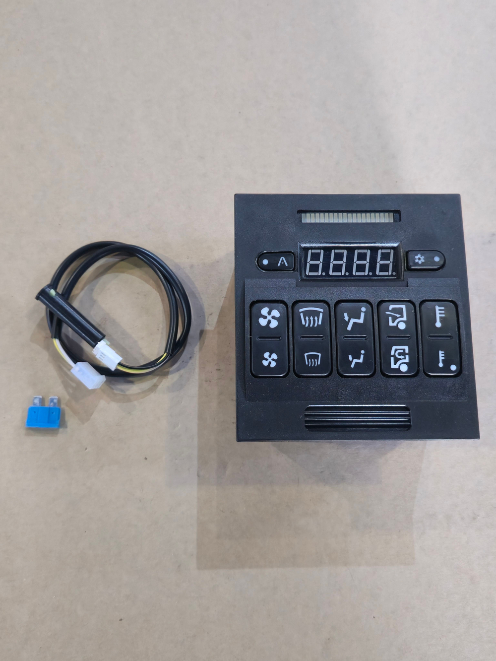 Блок управления микроклиматом (МПОВТ)