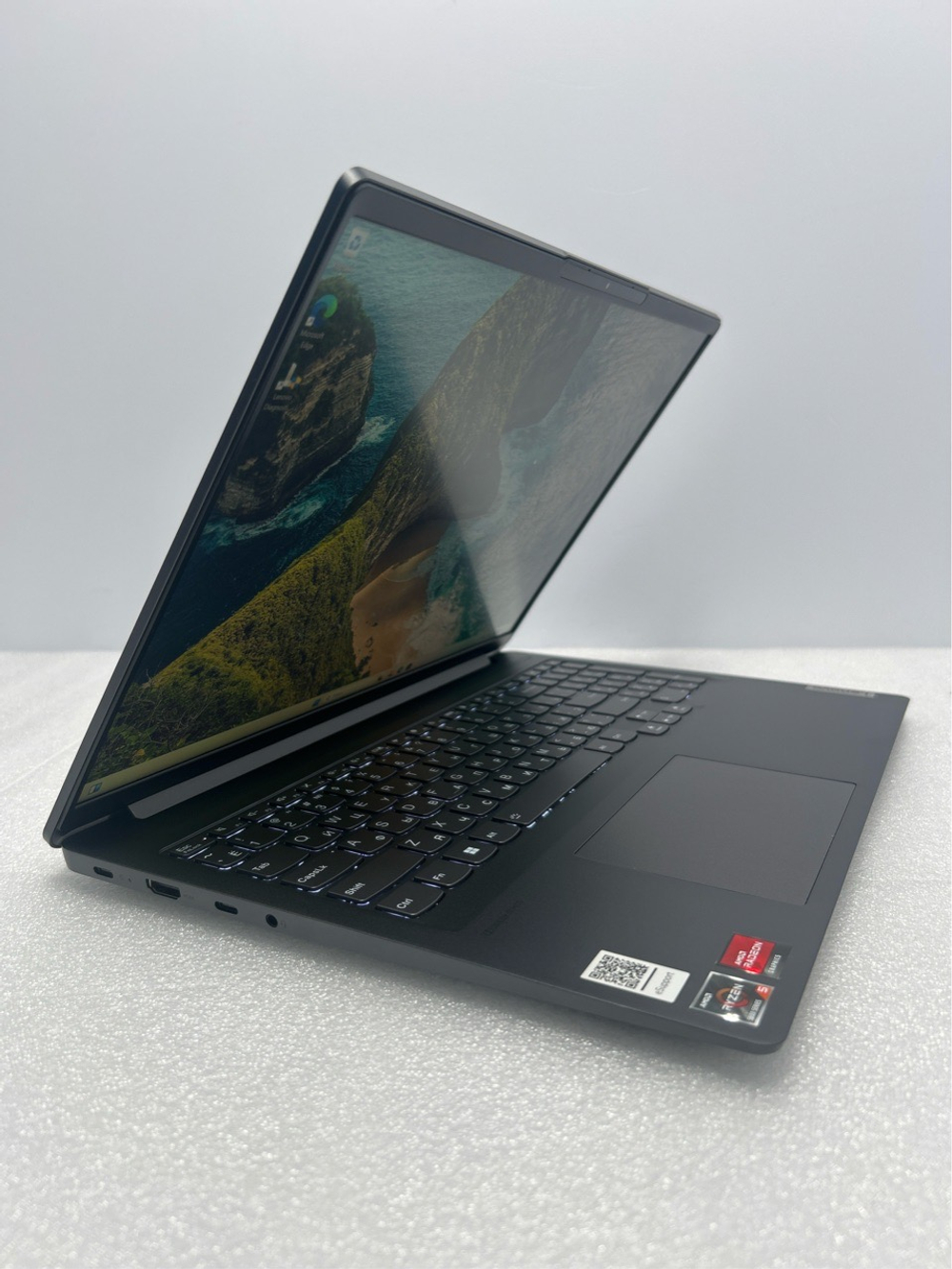Ноутбук Lenovo ideapad 5 Pro-16ACH6 (82L500W6RU) 16"/AMD Ryzen 5 5600H/RAM 16GB/SSD 1024GB/AMD Radeon Graphics/2560 x 1600/IPS 120Hz/Windows 11/Подсветка кл-ры: LED/Серый. Состояние: B1