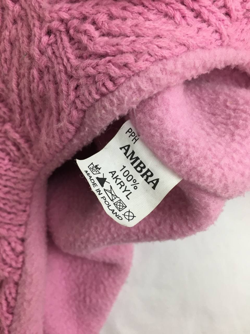 Шапка розовая на 6-8 лет