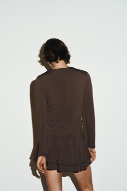 ZARA ПЛАТЬЕ-КОМБИНЕЗОН СО СБОРКАМИ НА ТАЛИИ, ЗЕМЛЯНОЙ