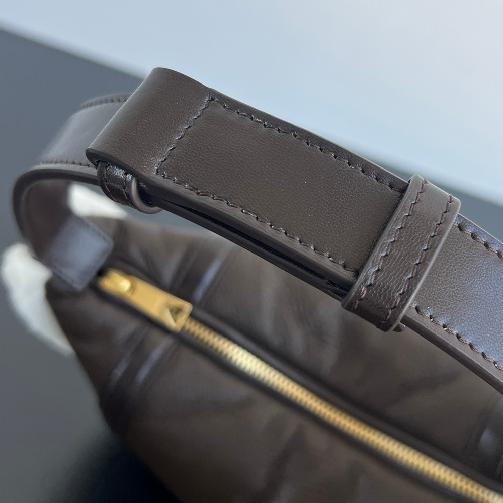 Bottega Veneta Mini Wallace 20 cm