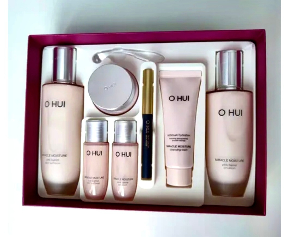 Набор уходовый с керамидами O HUI MIRACLE MOISTURE 3p Special Set.