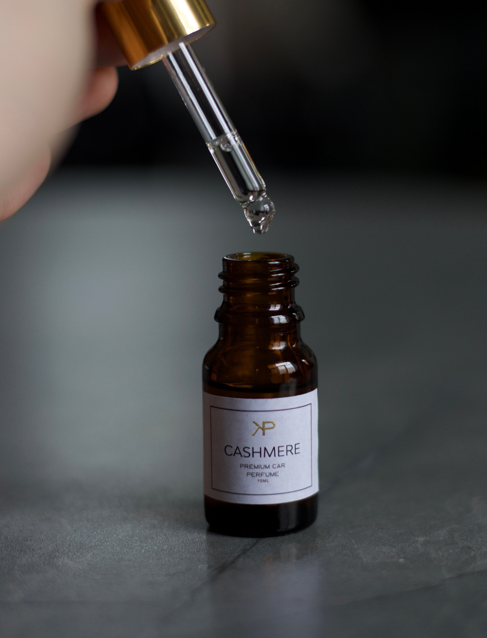 Дозаправка ароматизатора авто с ароматом cashmere