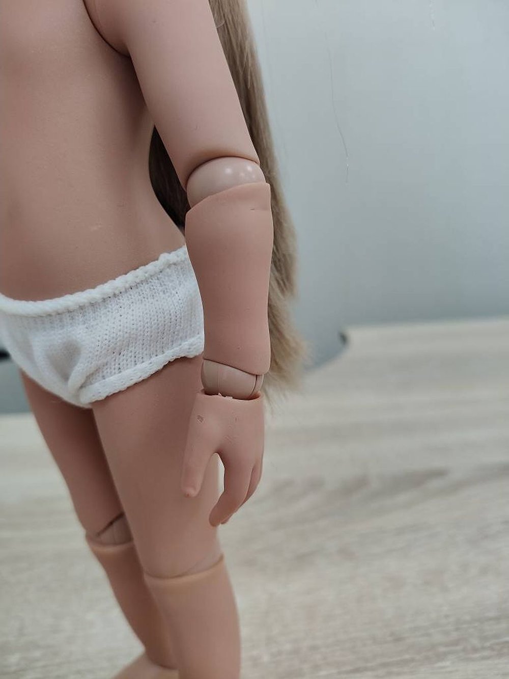 Уценка7 Кукла BERJUAN виниловая шарнирная 35см Ева (4820)