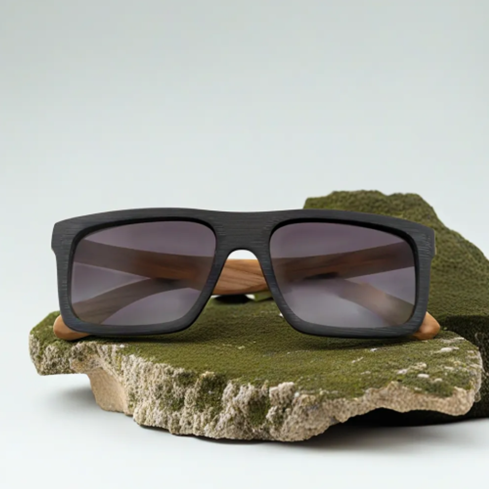 [Пример] Солнечные очки тёмные из бука