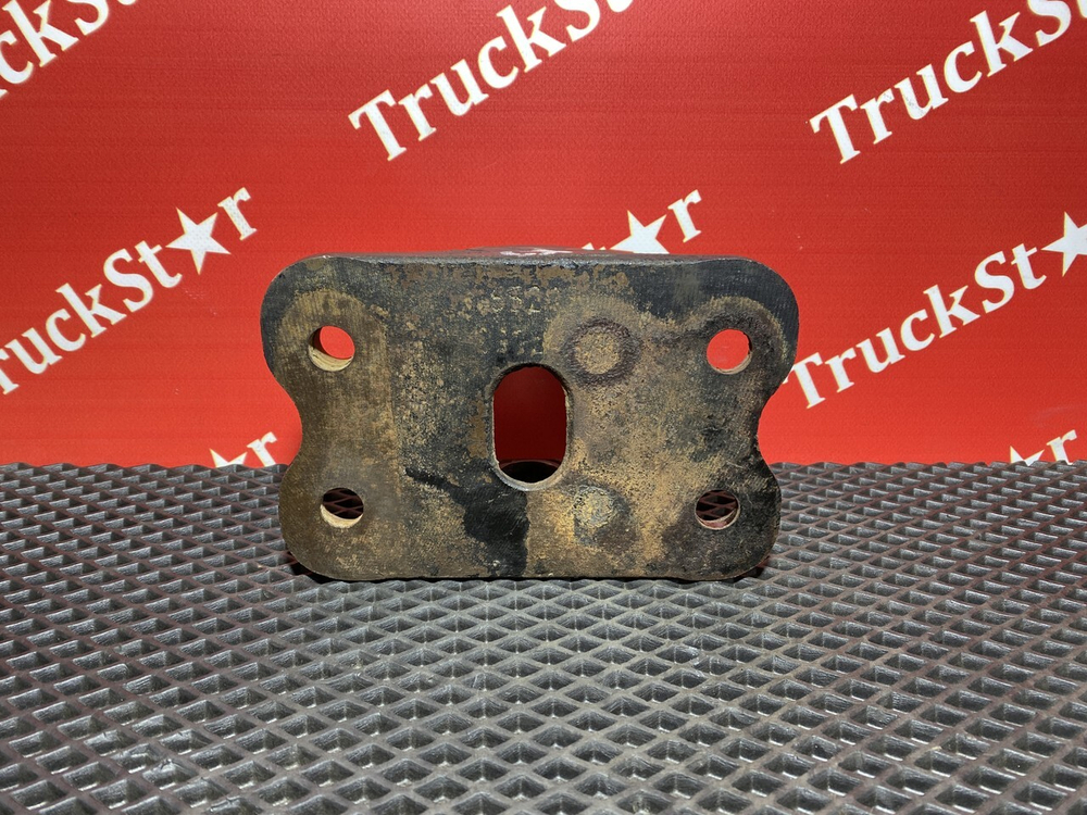 Кронштейн рессоры передней