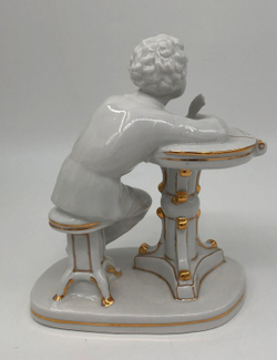 Юный Пушкин за столом. Фарфор. СССР, ЛФЗ, 1960-е гг. Автор модели С.Б. Велихова