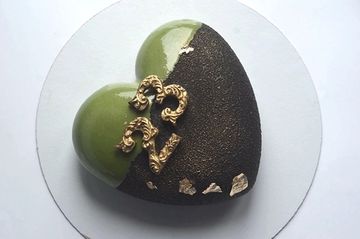 Торт на 23 февраля сердце №1077