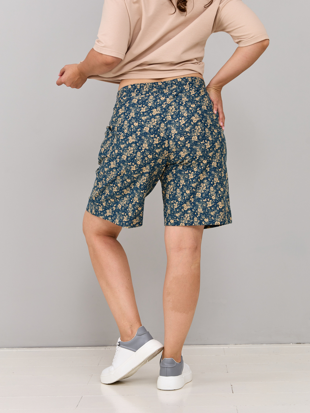 Шорты Н-147/джинсиндиго-цветыбежевые