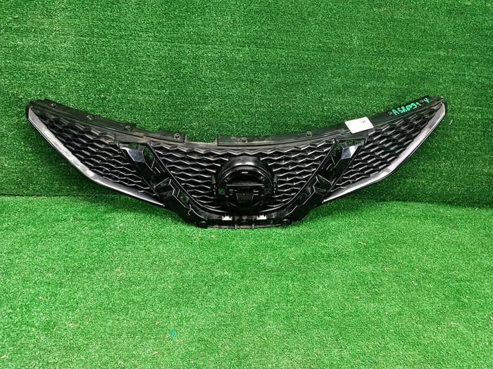 Решетка радиатора Nissan Qashqai J11 (2013-2019)