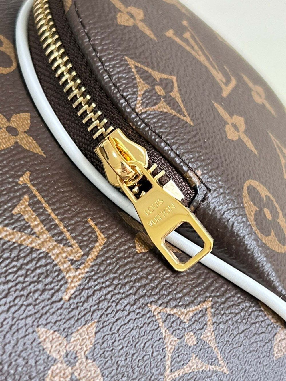 Louis Vuitton Ellipse BB