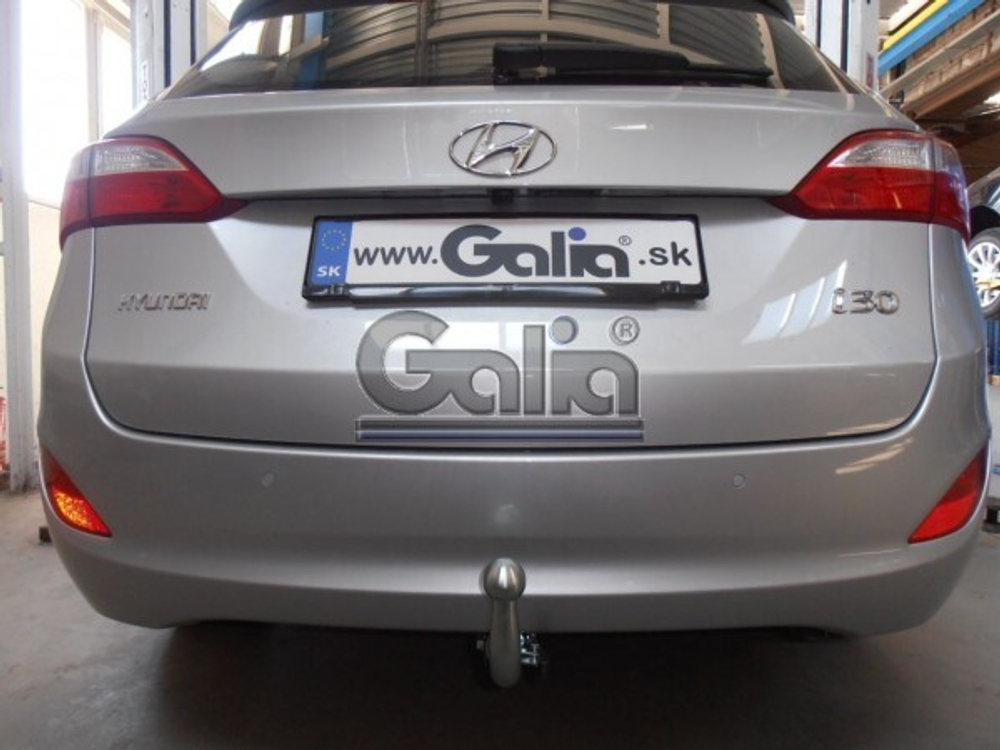 Фаркоп оцинкованный Galia H088A для Hyundai i30 универсал 2012-2018, Kia Ceed универсал 2012-2018(паспорт и сертификат в комплекте)(без электрики)