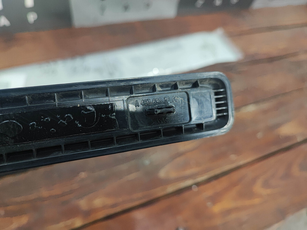 Молдинги кузова 3 шт Mercedes G-Class (W463) 18-нв Б/У Оригинал A4636988601