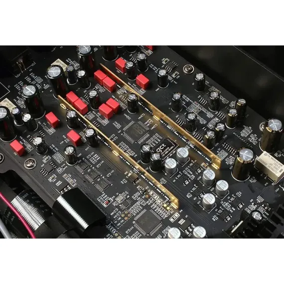 Magnetar UDP 900 UHD