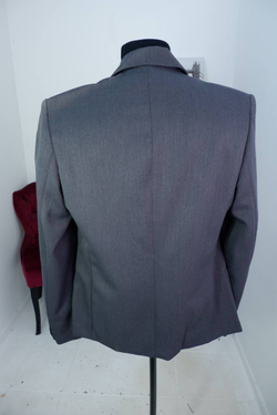 Пиджак Nataly-style удобный, маркировка 188-100, визуально на 50 размер, новый