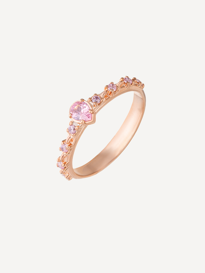 Кольцо из серебра со вставками из розовых фианитов