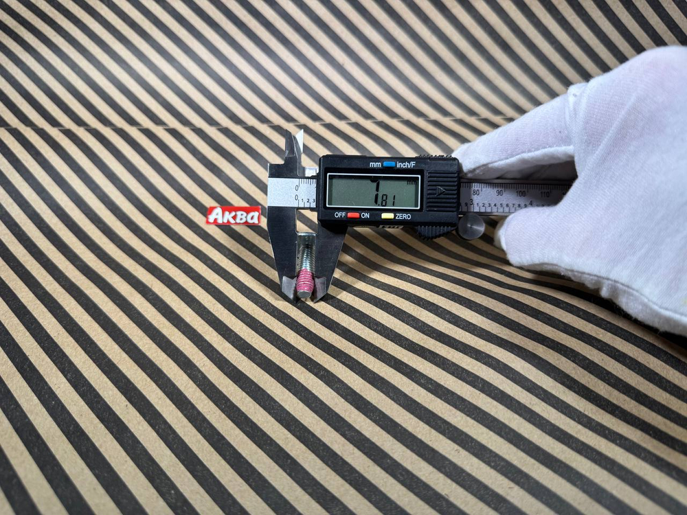 Болт 8x23 крепления шкива ARISTON INDESIT C00143260