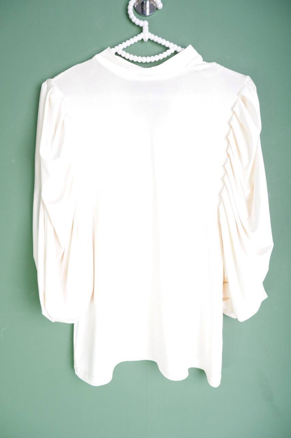 Блузка Argent сдержанная, визуально на 48 размер