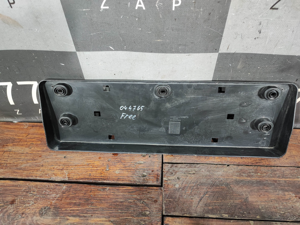 Накладка переднего бампера Площадка гос. номера Voyah Free 21-нв Б/У Оригинал H97A2803011A