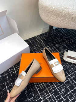Hermes Loafer (2 colors)