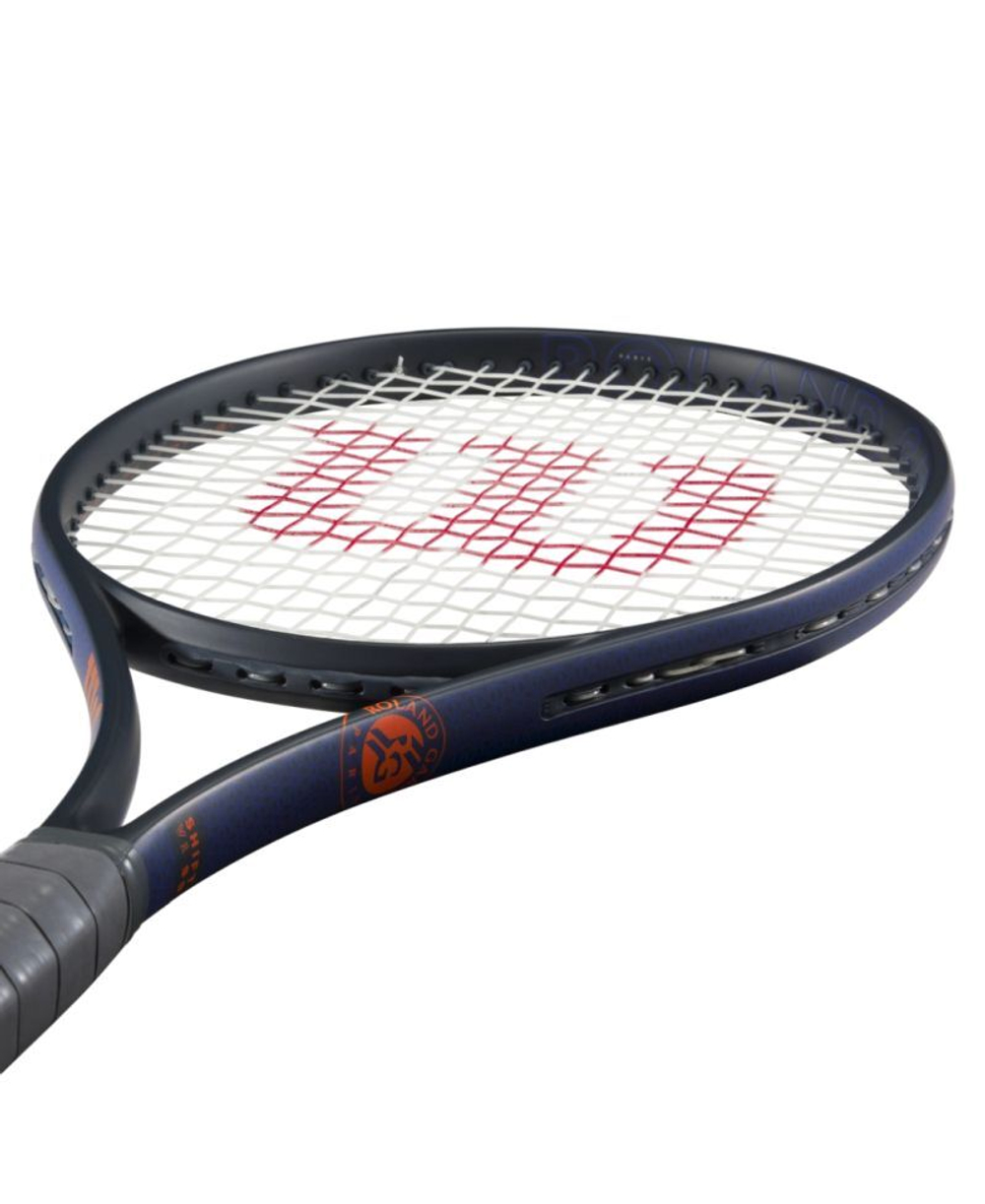 Теннисная ракетка Wilson Shift 99 v1 Roland Garros 2025 + струны