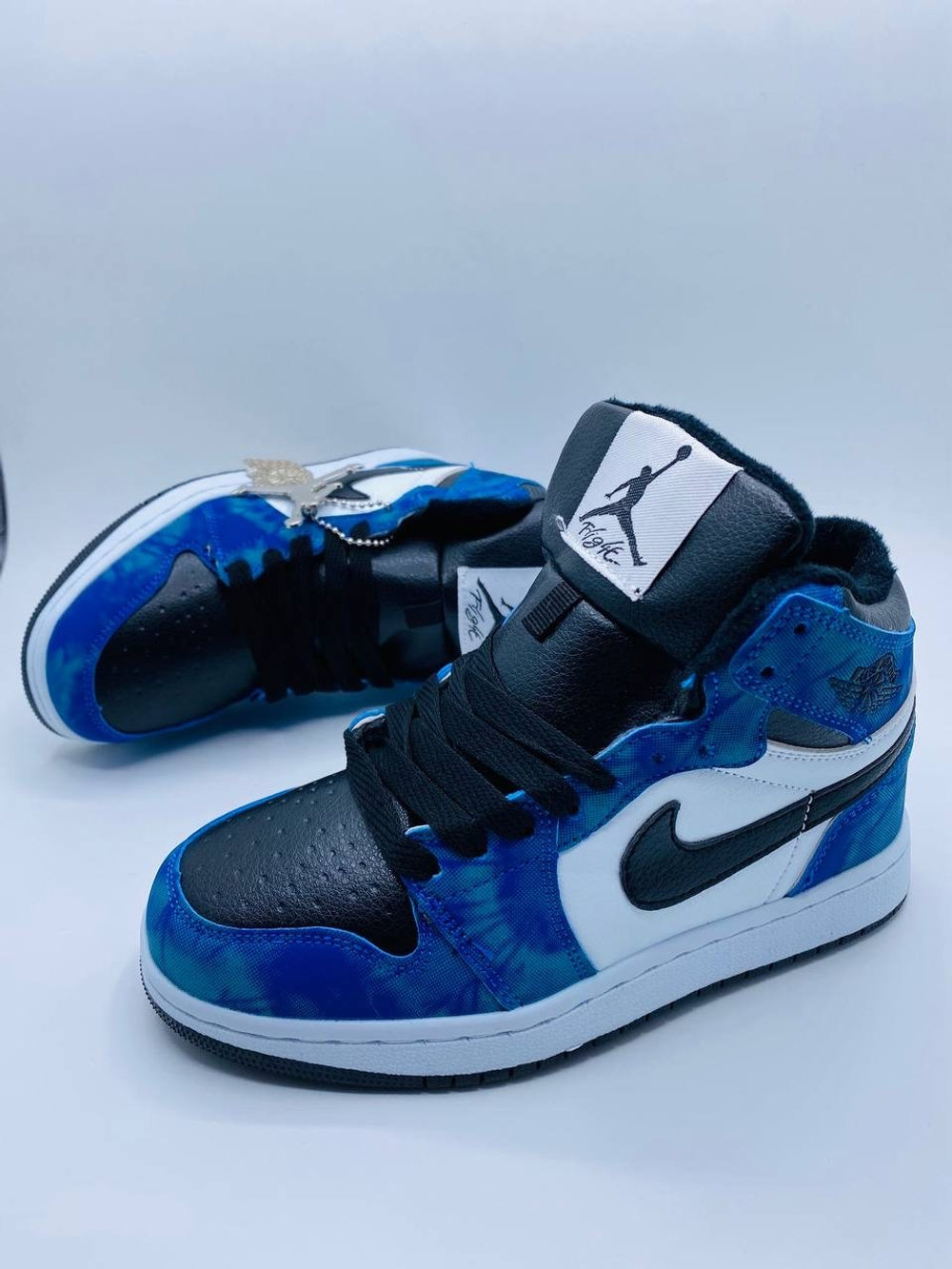 Кроссовки для мальчиков Nike Air Jordan